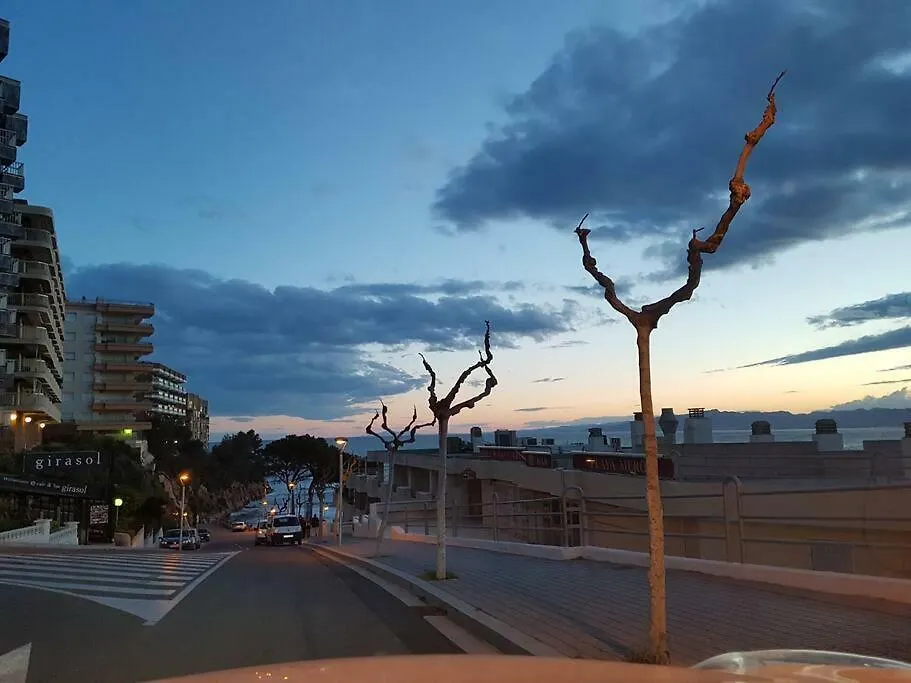 Apartment Ferienwohnung Apartamento Excepcional,Piscina Y 100M De La Playa, Parking Gratis!! Salou